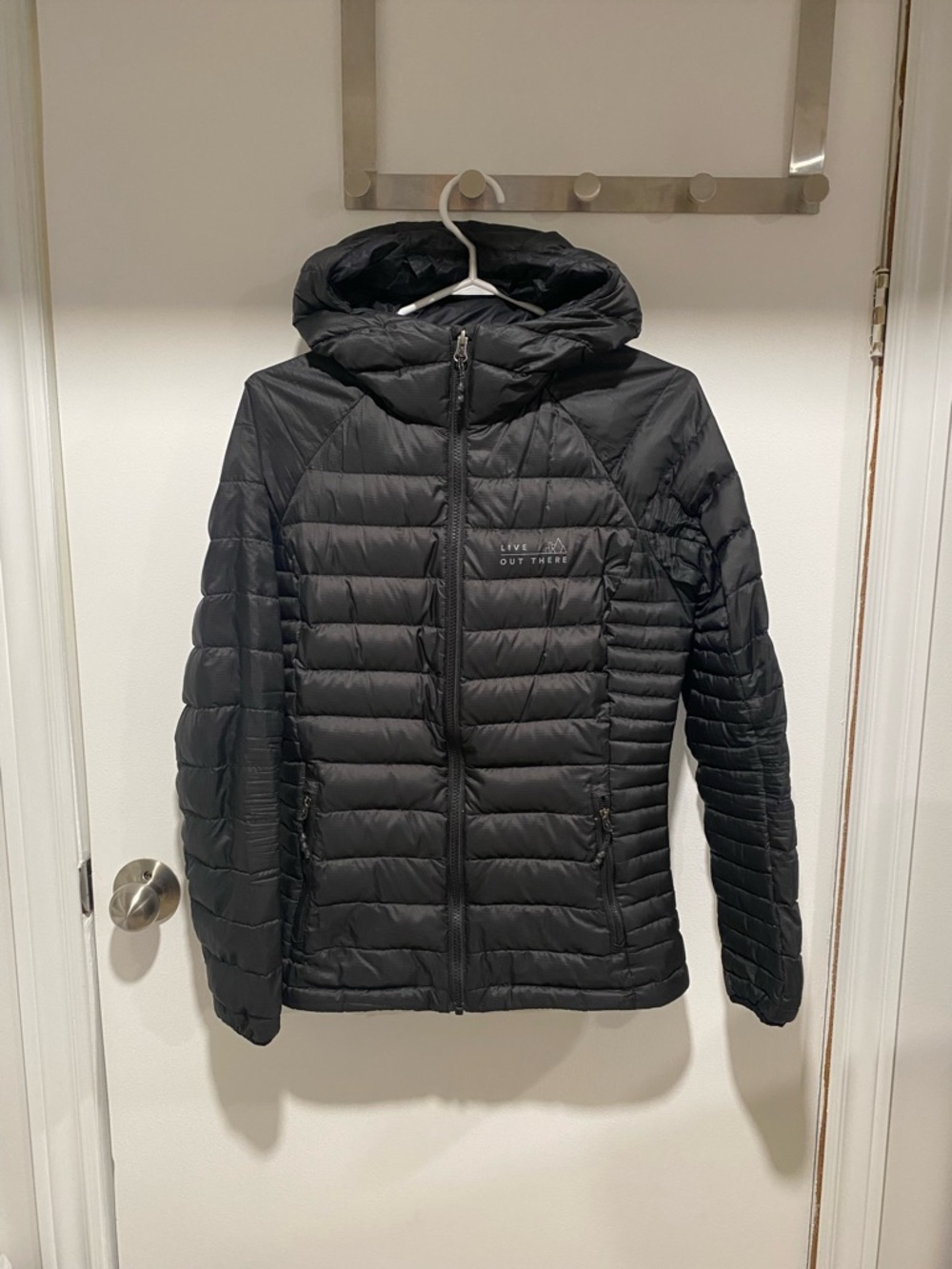 Women's Black Hooded Puffer Jacket